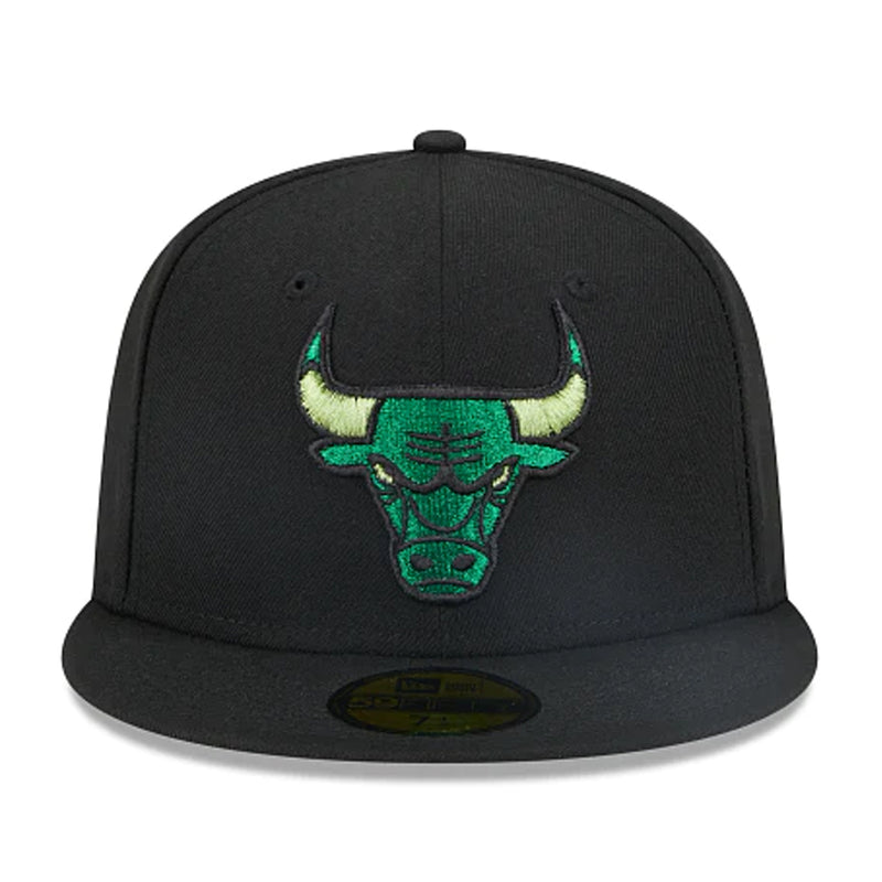 New era Black Man Metallic Chicago Bulls Sweatshirt